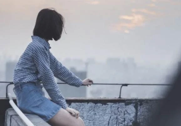 人窮不要心窮：不管你多窮，不要隨意穿別人舊衣服，有4點重要原因