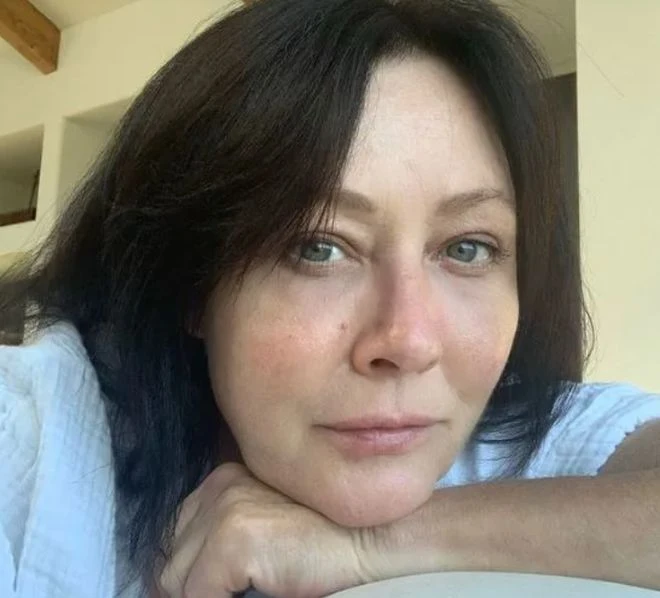 52歲癌末女星被曝婚變，經紀人承認在談離婚！3婚老公已有新歡
