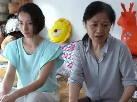 婆婆住院我出錢出力， 出院後聽到婆婆說的話，我從此不去婆家