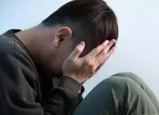 老婆因為交通事故瞎了眼，我失婚娶了她閨蜜，再次見到她，她傳來一則「簡訊」讓我傻眼了！