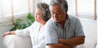 58歲二婚,老伴每月給2萬零用錢,讓我自由支出直到某天,他請朋友來家吃飯,我哭著想逃離