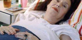 想抱孫子「被兒媳拒絕」!56歲婆婆「賭氣生二胎」:我名下6套房,你不生我生!結局讓人心酸