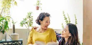 婆婆自75歲那年,每週去銀行「取1500元」,知道原因後我落淚了